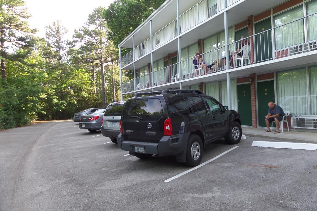 Colonial Inn Eureka Springs Exterior photo