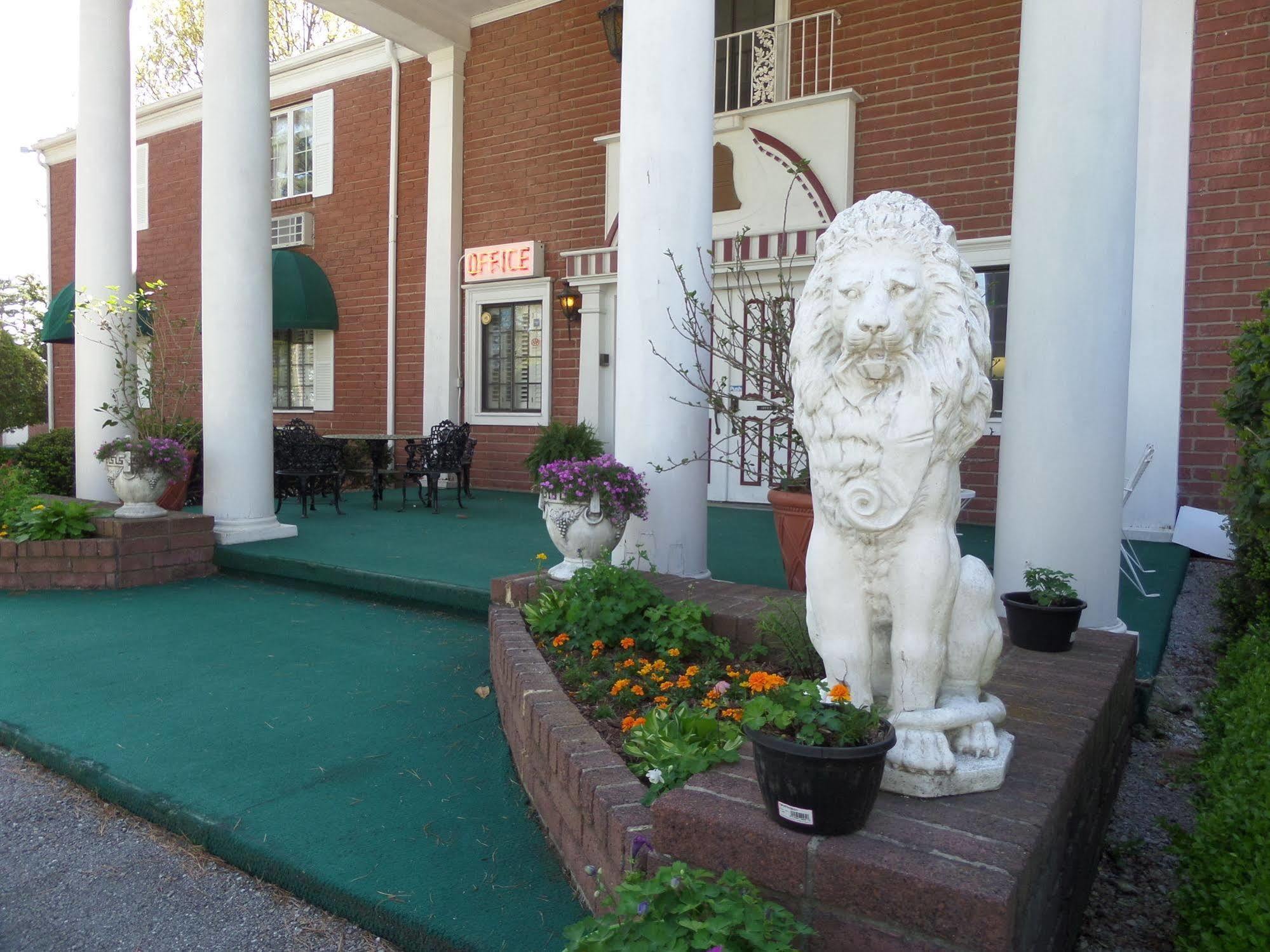 Colonial Inn Eureka Springs Exterior photo